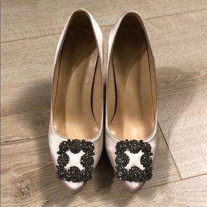 Manolo Blahnik Hangisi Pump